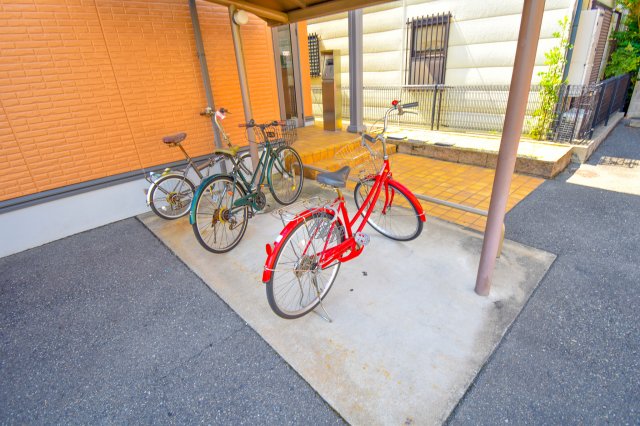 その他共有部分　自転車はこちらに置けます