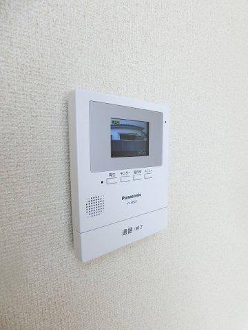 セキュリティ　防犯対策に有効なカメラ付きインターホン！録画機能が付いている