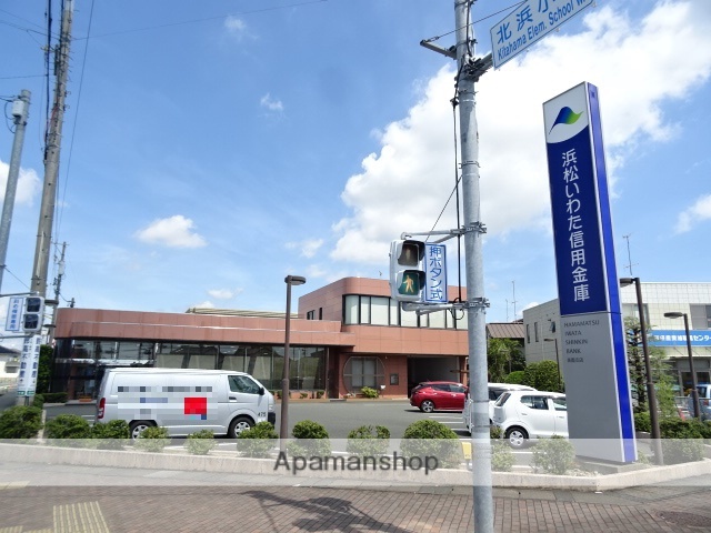 銀行　浜松磐田信用金庫美薗支店（銀行）まで30m
