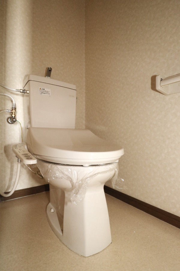 トイレ　トイレ