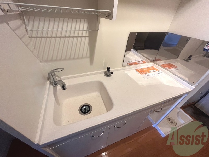 キッチン　キッチンには作業場もあります。料理も捗りますね。