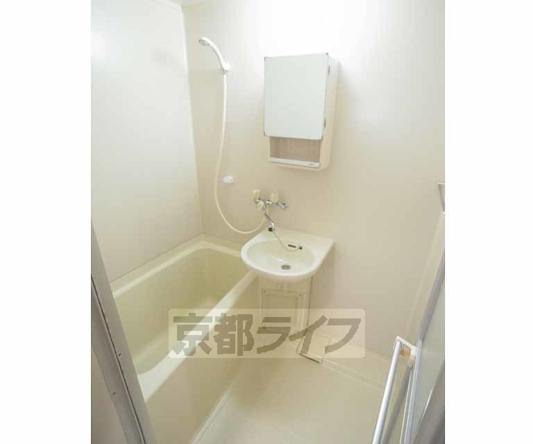 バス・シャワールーム　お風呂に浸かって一日の疲れをリフレッシュ