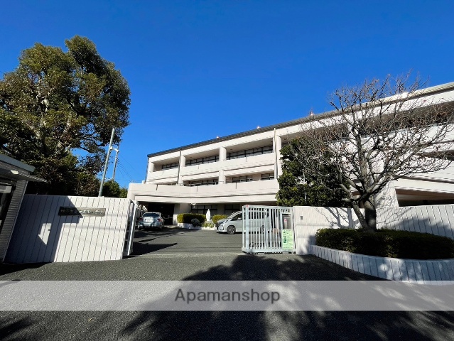 小学校　湘南白百合学園小学校（小学校）まで673m