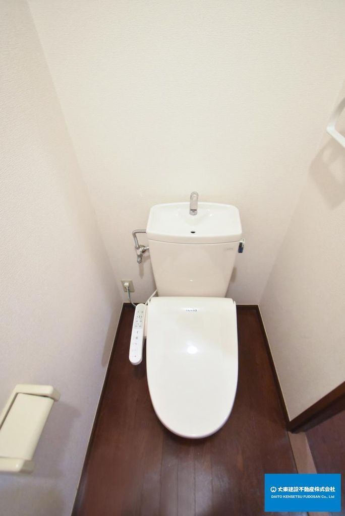 トイレ　暖房便座付き