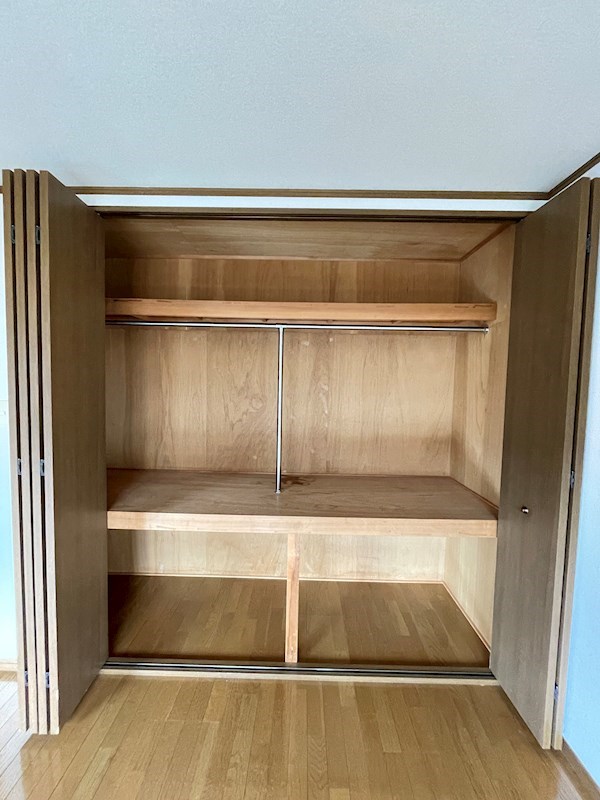 収納　当物件の参考写真です。(同建物の部屋)