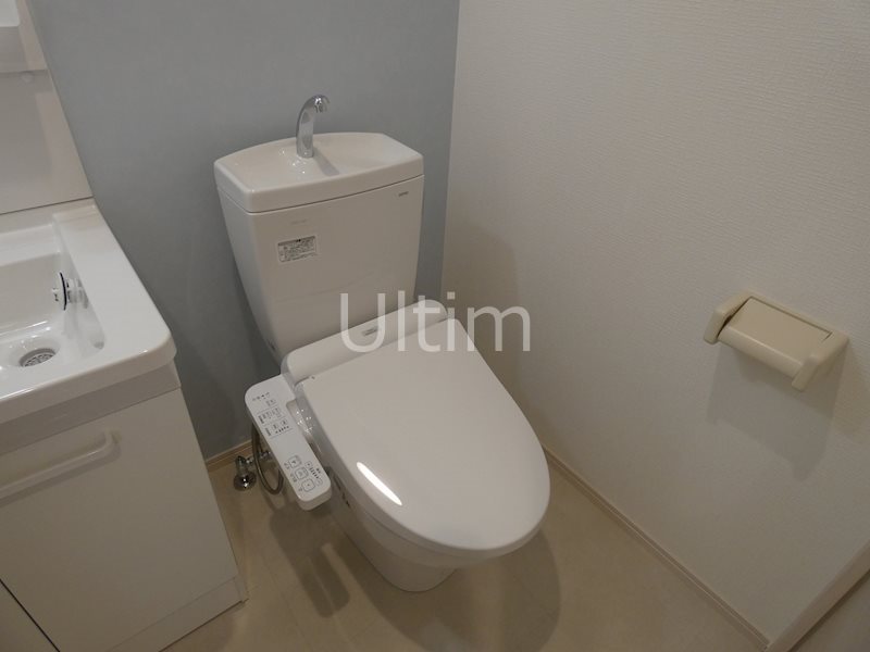 トイレ　別の部屋の写真