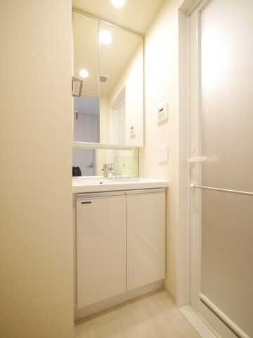 洗面設備　別間取り参考写真