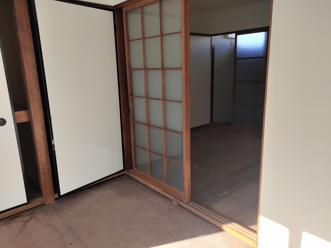 居室・リビング　入居時には畳が入ります