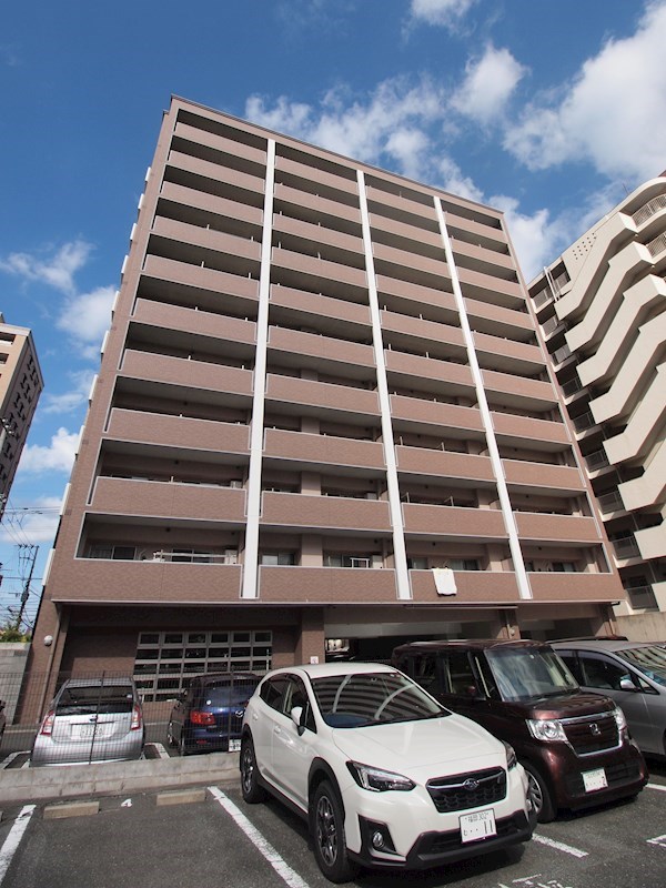 建物外観　モノレール三萩野徒歩圏内。