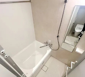 バス・シャワールーム　※別部屋の参考写真です。