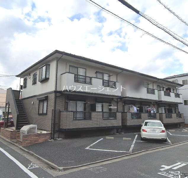 建物外観　2階建てのアパートです。