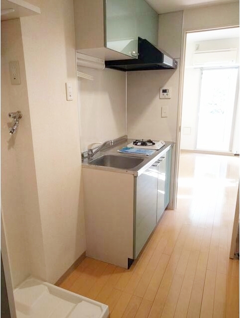 キッチン　広々使える快適な調理スペースです♪