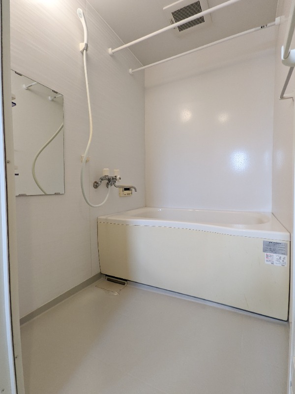 バス・シャワールーム　図面と現状に相違がある場合には現状を優先