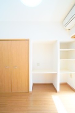収納　収納　クローゼット、棚