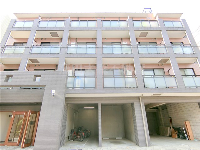 建物外観　外観タイル張り　2001年10月築　RC鉄筋コンクリート造地