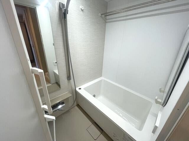 バス・シャワールーム　追焚機能付きです