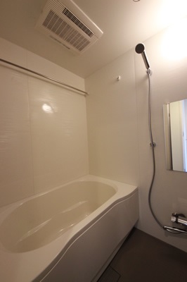 バス・シャワールーム　当社提携物件の為、どこよりも安く早く安心してご契約できます。