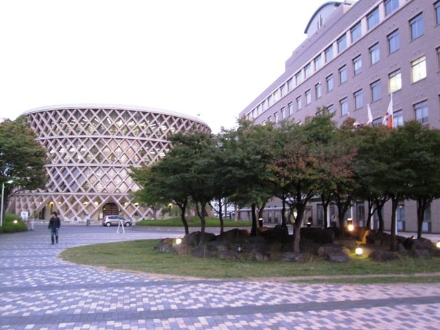 大学・短大　広島県立広島大学広島キャンパス（大学・短大）まで450m