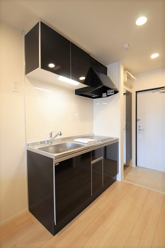 キッチン　※同物件別号室写真となります。