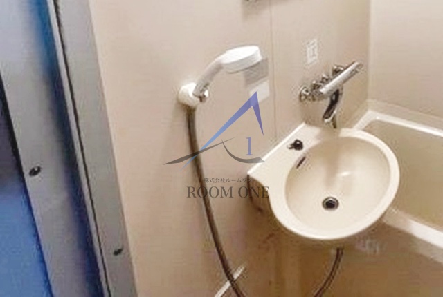 洗面設備　洗面台です。