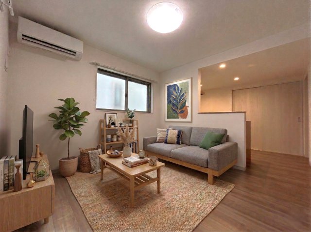 居室・リビング　画像内家具はCG加工（物件に付帯しません）