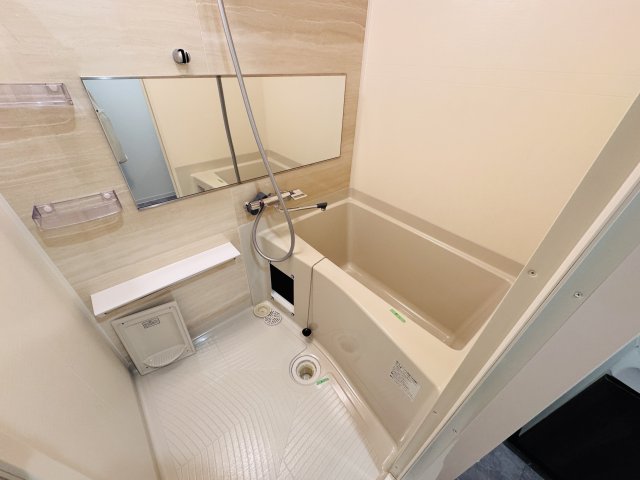 バス・シャワールーム　同タイプの写真です。