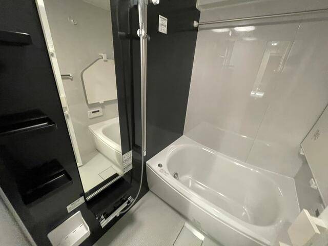 バス・シャワールーム　追い焚き機能付き