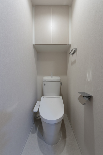 トイレ　※写真は同タイプ住戸です。