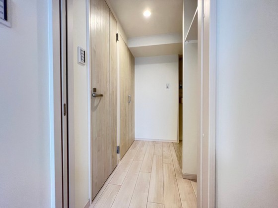 玄関　※別部屋の写真です