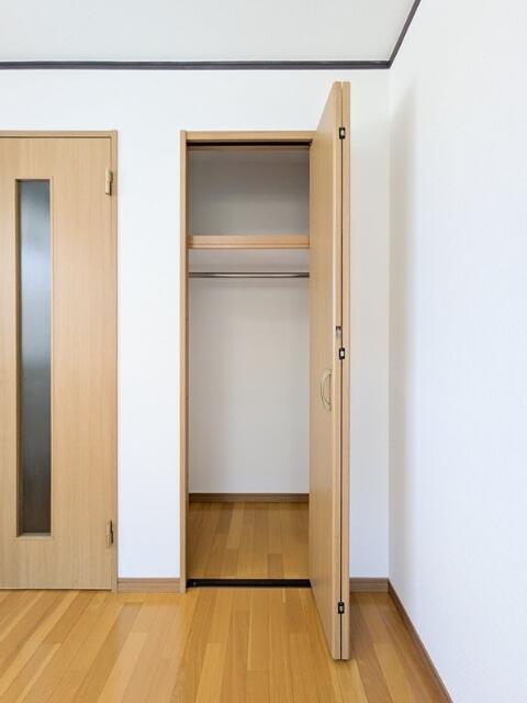 収納　※８０３号室の写真です