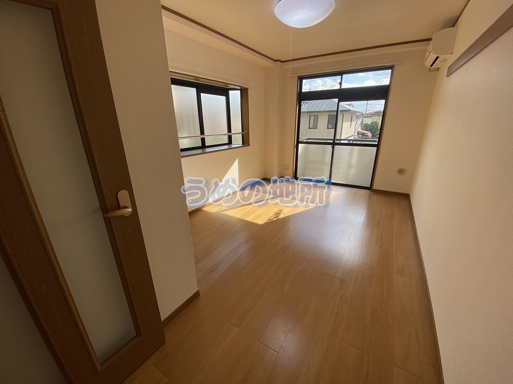 居室・リビング　リビング