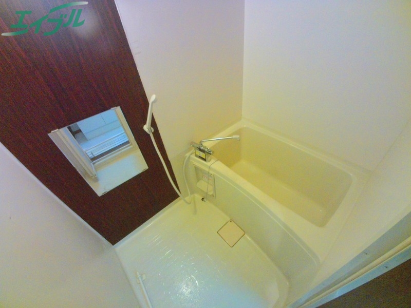 バス・シャワールーム　同型参考写真