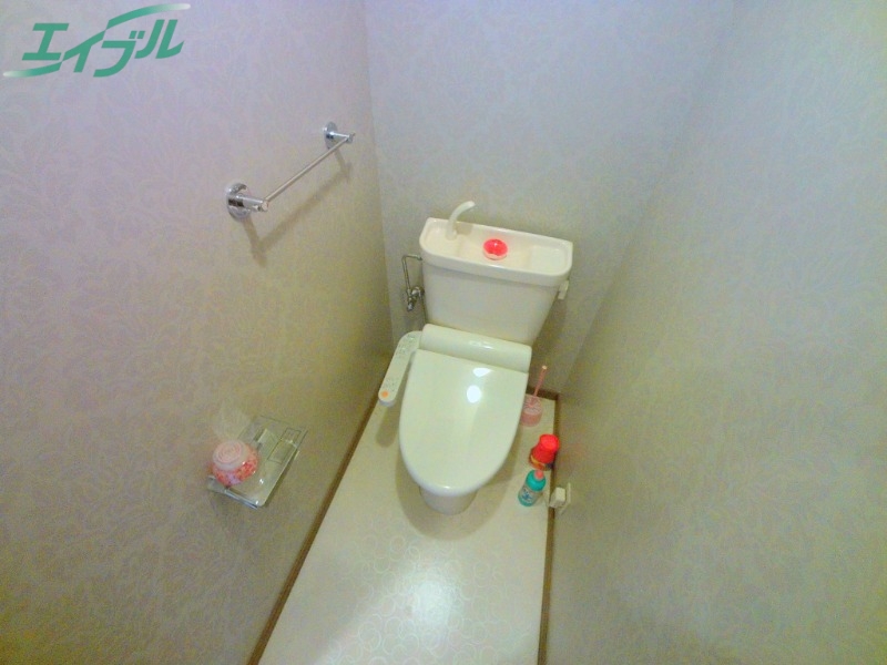 トイレ　同型参考写真