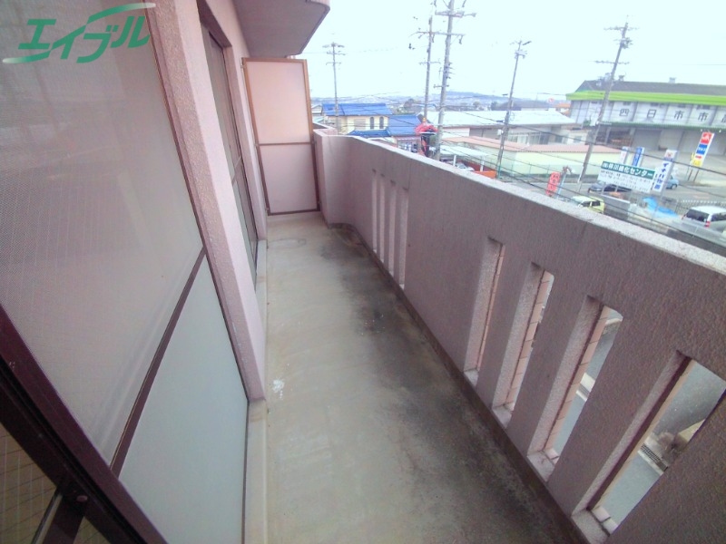 バルコニー　同型参考写真
