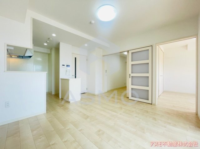 居室・リビング　同マンション別部屋　参考写真