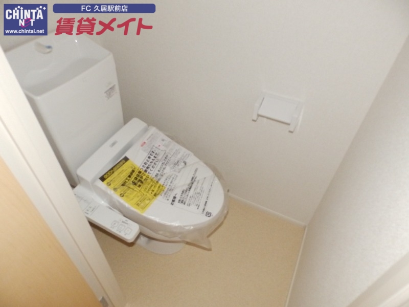 トイレ　同型参考写真