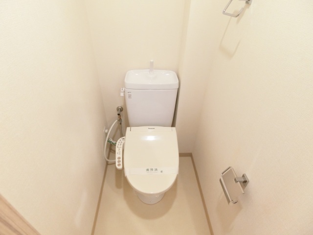 トイレ　ウォシュレット