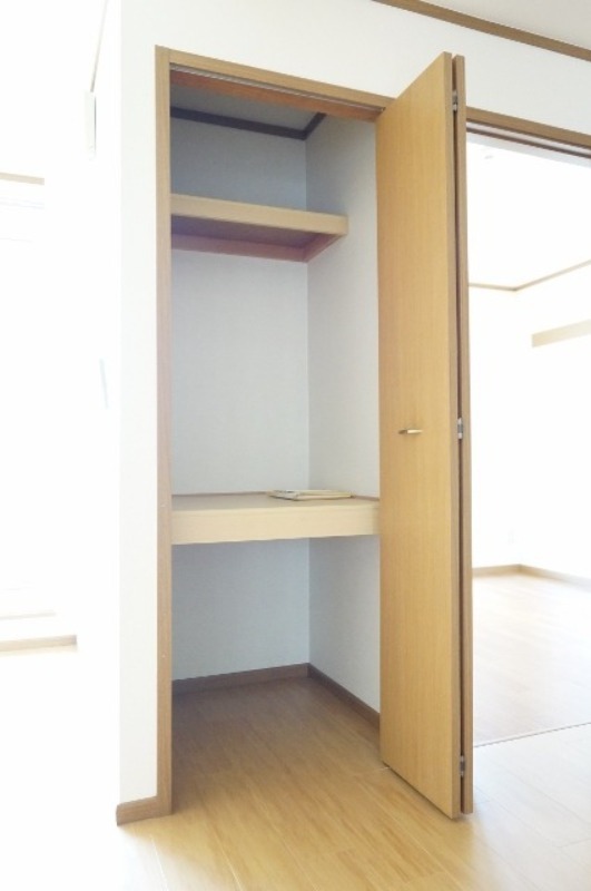 収納　図面と現状に相違がある場合には現状を優先