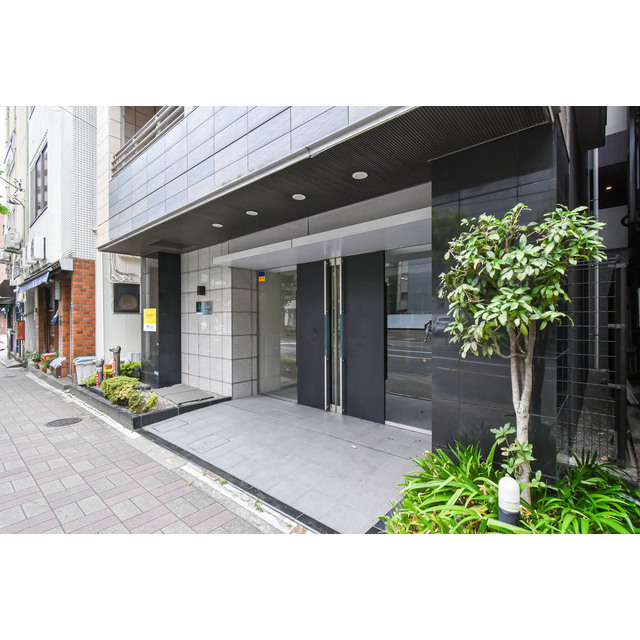 エントランス　建物の内部です