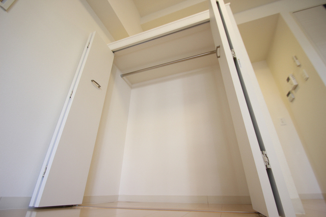 収納　※他部屋の画像です