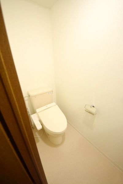 トイレ　★温水洗浄便座★