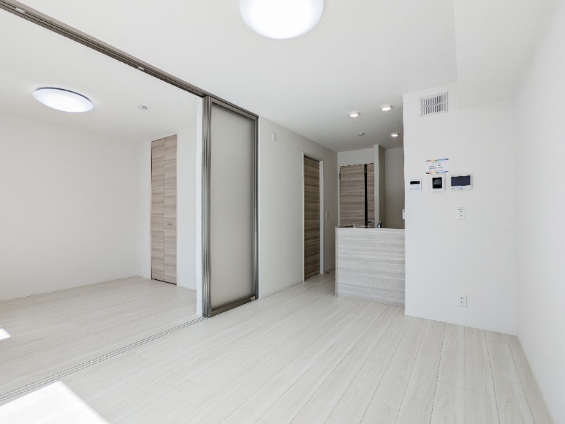 居室・リビング　図面と現状に相違がある場合には現状を優先