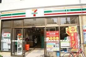 コンビニ　セブンイレブン大阪天神橋5丁目店（コンビニ）まで90m