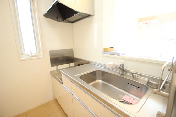 キッチン　※別部屋の写真です