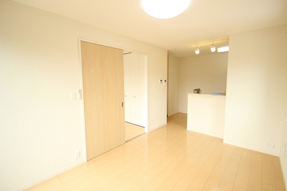 居室・リビング　※別部屋の写真です