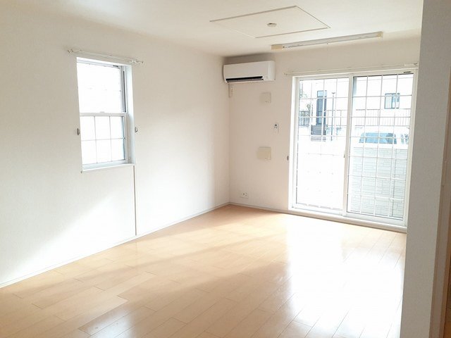 居室・リビング　使いやすい居間です