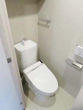 トイレ　★温水洗浄便座★