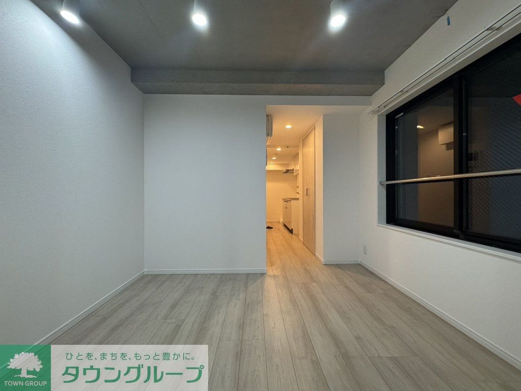 居室・リビング　エントランス