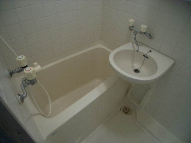 バス・シャワールーム　別号室