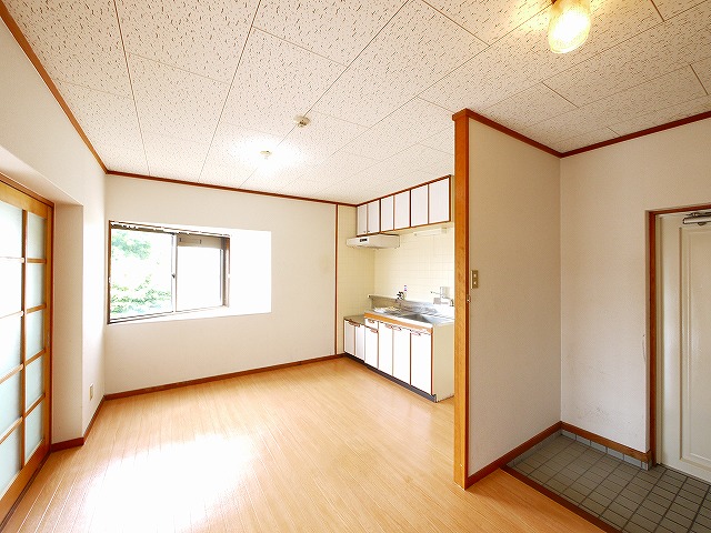 居室・リビング　ゆったり過ごせる居間です